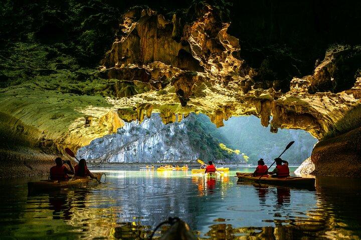 From Hanoi/Cat Ba: Lan Ha-Ha Long Bay Full Day Boat trip