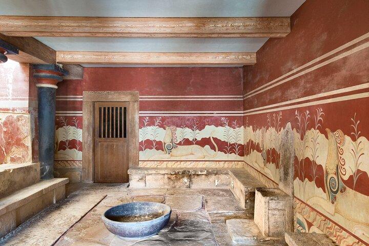 Full-Day Tour Knossos and Heraklion From Chania