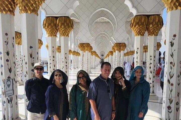 From Abu Dhabi: Private Abu-Dhabi Half-Day Tour with Professional Driver