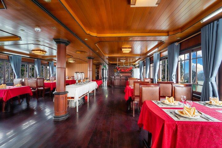 Halong Bay 2 Days 1 Night Traditional Boat