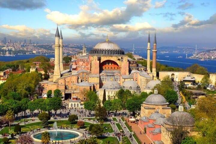Private Layover Tour in Istanbul with options