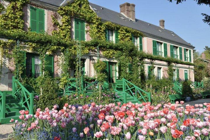 Giverny: Monet's House & Gardens Private Guided Walking Tour