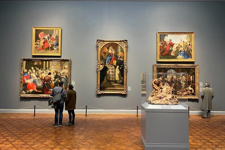 Skip the Line Art Institute of Chicago Tour Semi-Private 8ppl Max