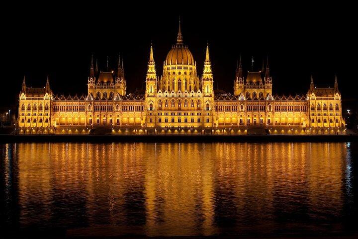 Private Cultural Walk in Historic Budapest