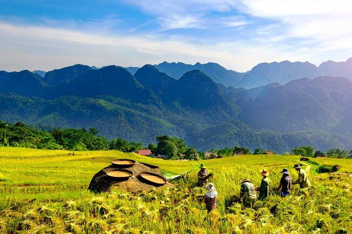 Pu Luong Private Day Tour from Hanoi – Biking & Rafting