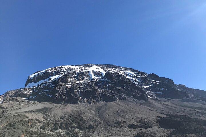 7-Day Kilimanjaro Climb by Machame Route Private Guided Tour