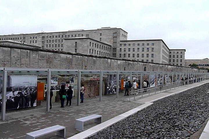 Berlin City Tour by Private Car