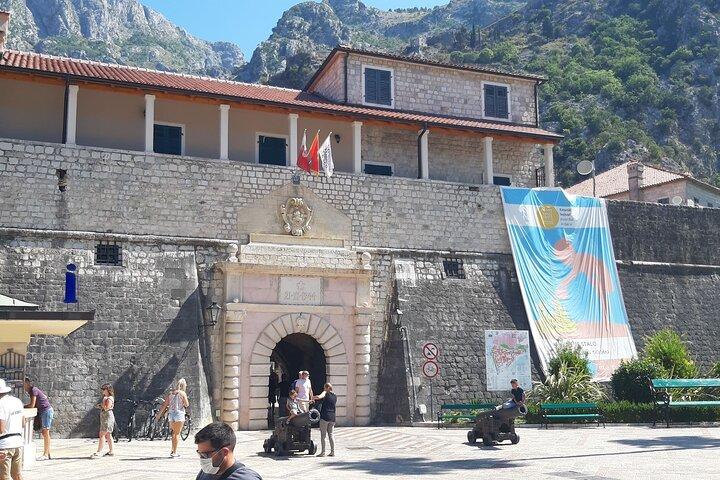 Laizy Wednesdays Tour to Montenegro