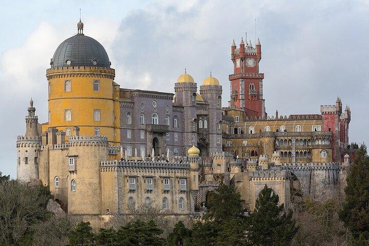 Full-Day Private Tour Sintra and Cascais with Pick Up