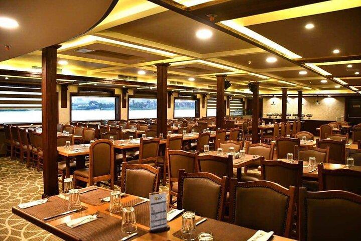 Cairo Luxury Nile Dinner Cruise and Show