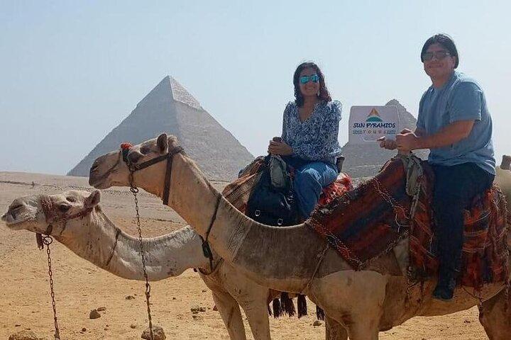 From Cairo: Camel or Horse Ride Tour Around Giza Pyramids