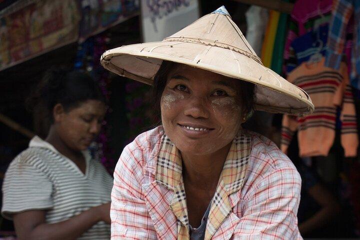 Walking Tour in Downtown Yangon