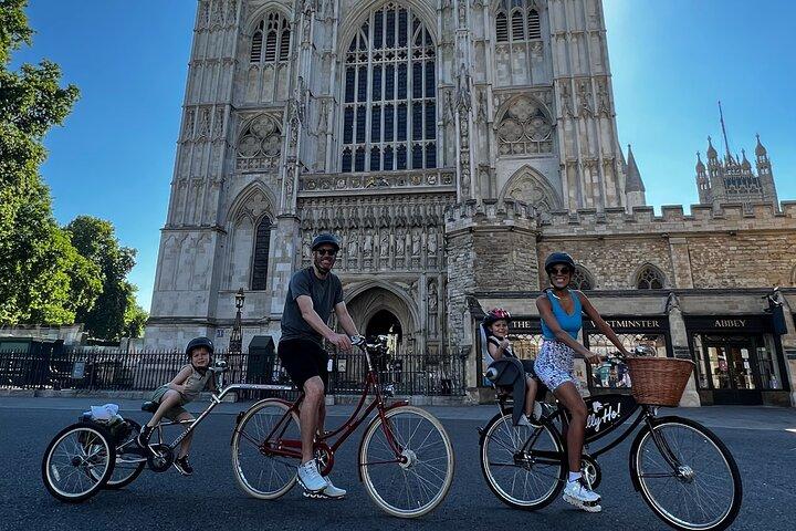 Private Family Bike Tour of London, fun for all ages!