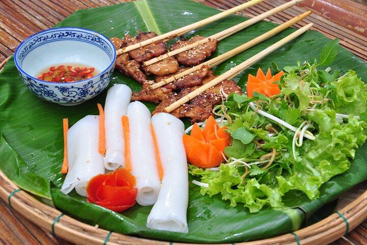 My Grandma's Home Cooking Class in Hoi An