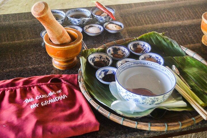 My Grandma's Home Cooking Class in Hoi An