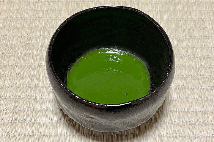 Tea Ceremony Workshop in Tokyo by the Official Instructor