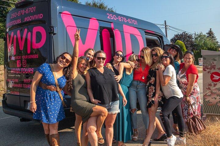 Kelowna Bachelorette Wine Tour Full Day Guided With 5 Wineries