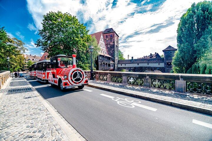 City tour through Nuremberg with the little train - Christmas tour