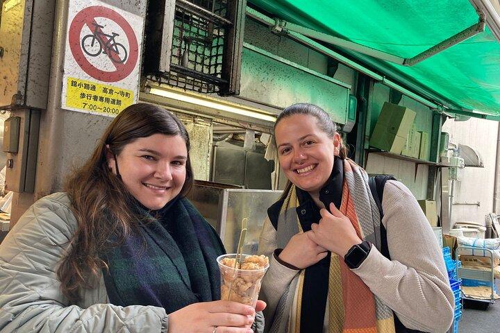 Nishiki Market Walking Food Tour with Local guide