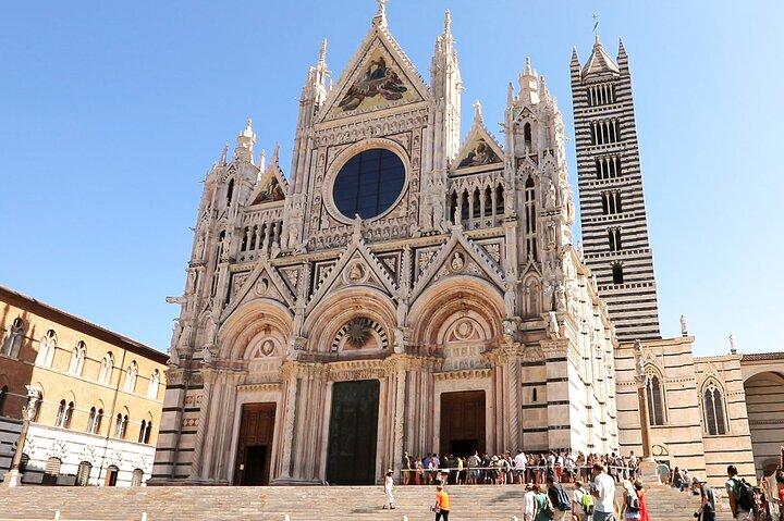 Siena San Gimignano Pisa Escorted Transport and Optional Lunch