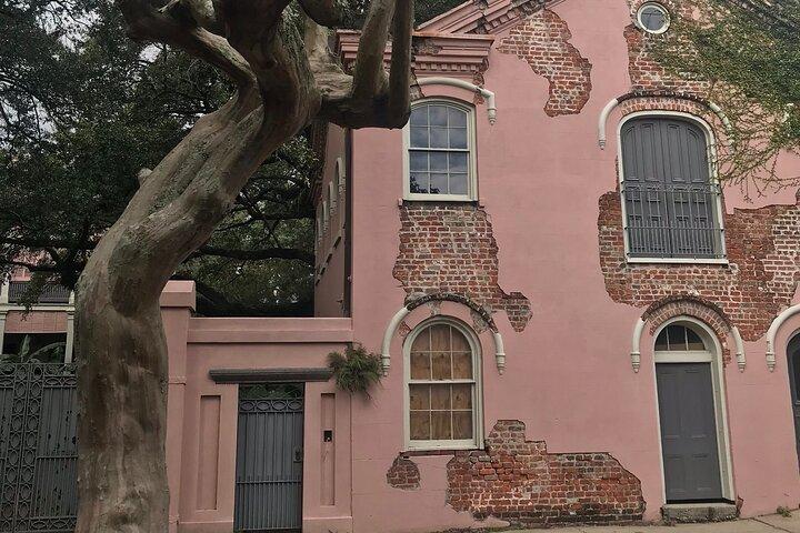 New Orleans Highlights of the Garden District Walking Tour