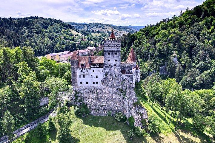 3-Castle: Peles,Bran,Rasnov,Sinaia Monastery from Brasov w pickup