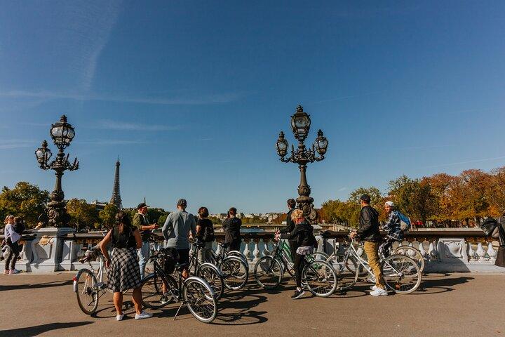 The Paris Monuments Tour