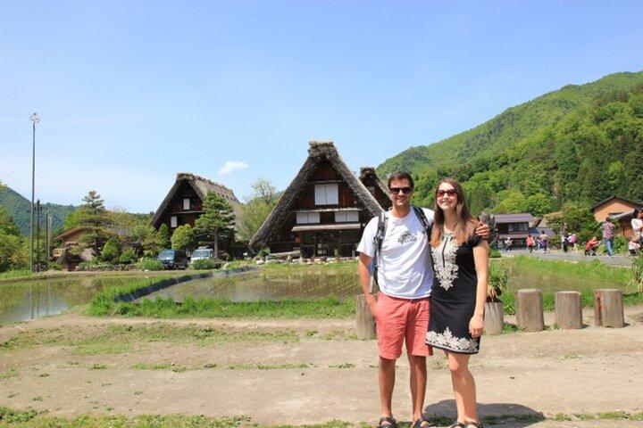Kanazawa to Takayama via Shirakawa-go: Car & Driver Only