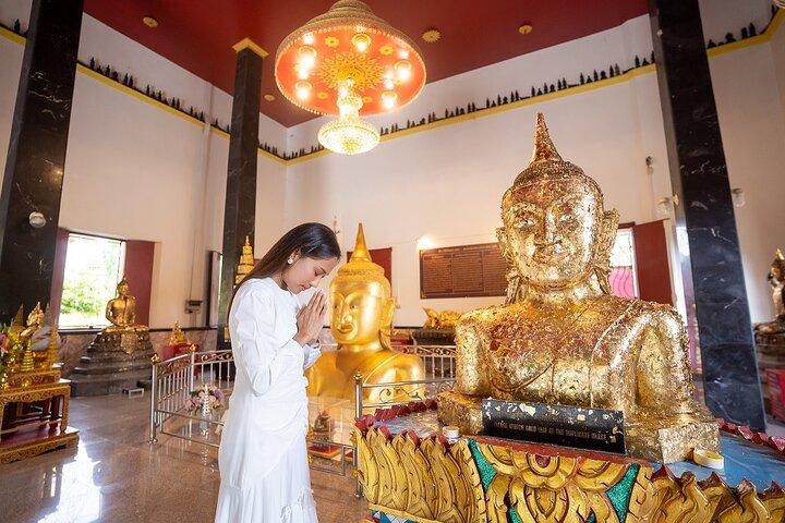 Phuket Giant Water Lilies & Temple Tour - Private & All-Inclusive