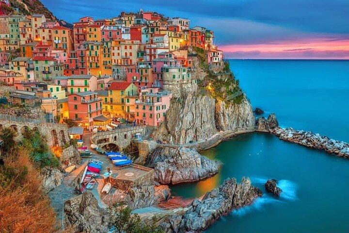 Guided Day Tour on Private Boat to Cinque Terre private boat