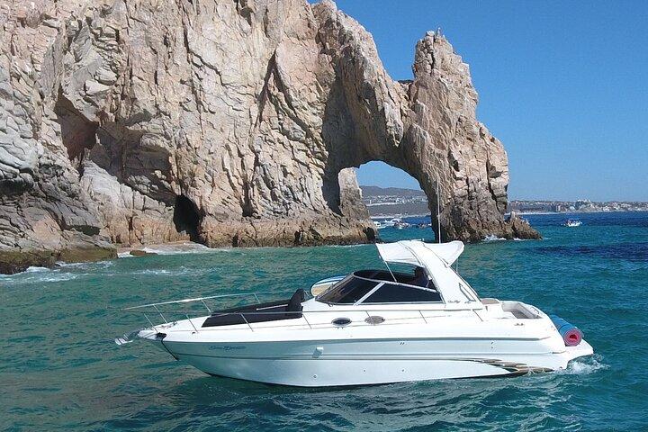 Private 3hr Yacht Cruise in Cabo San Lucas all included