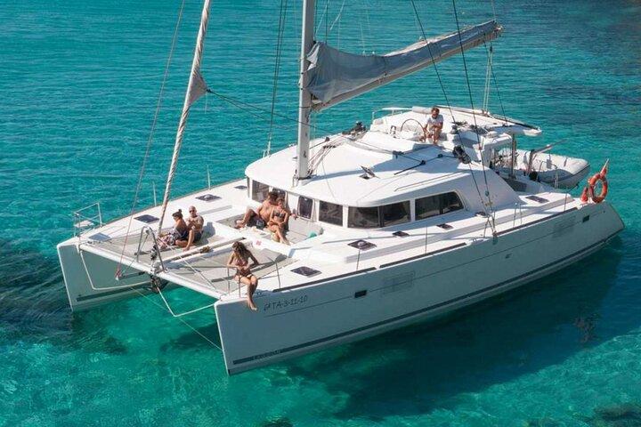 Best of Milos and Poliegos Catamaran snorkelling Cruise with BBQ