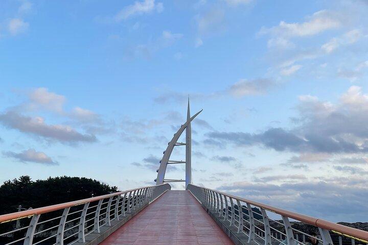 Seogwipo(The southern city of Jeju)City Walking Tours with Sunset