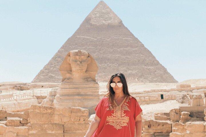 Private Giza Day Tour from Pyramids of Giza to Memphis with Lunch