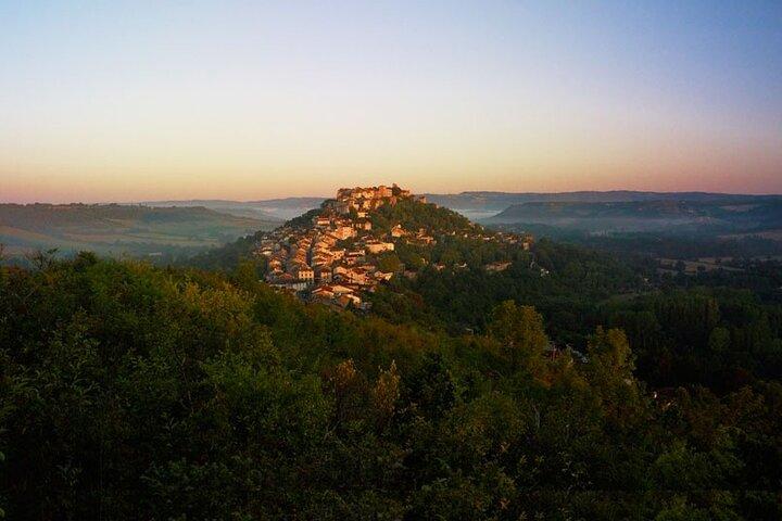 Toulouse : Albi and Cordes/Ciel Day Trip with audio guides