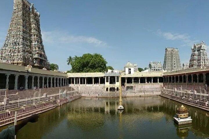Madurai Walks : City Highlights Temple and Market Tour