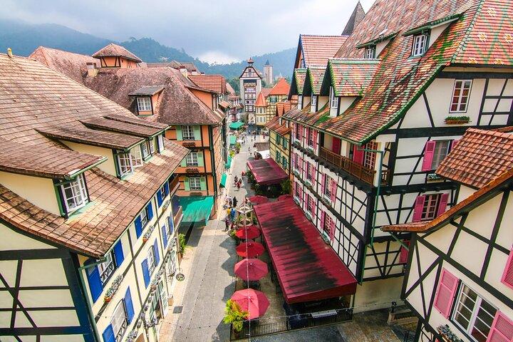 Colmar Tropicale French Village and Chin Swee Cave Private Tour