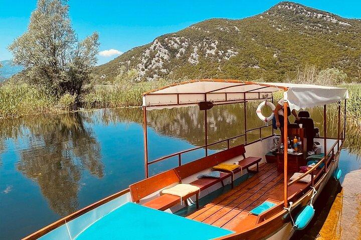 Explore Skadar Lake in Private 2 hour Boat Cruise