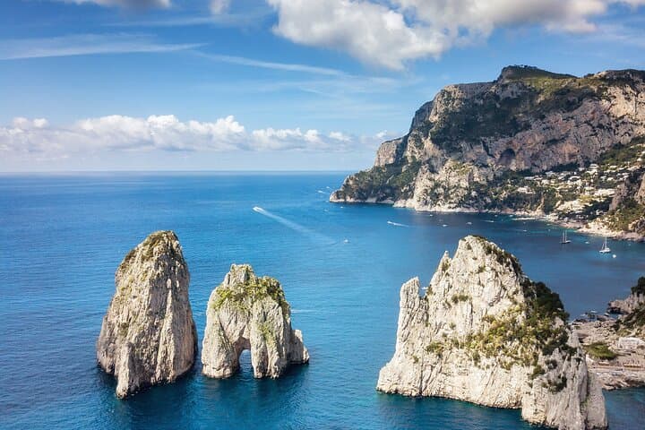Private Capri Full Day Tour with a Positano 32ft