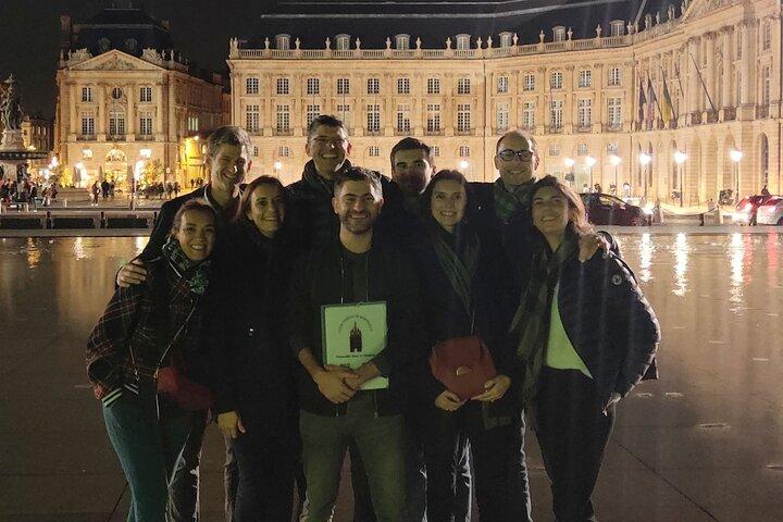 Bordeaux Night Walk Ending with Delicious wine & cheese Tasting