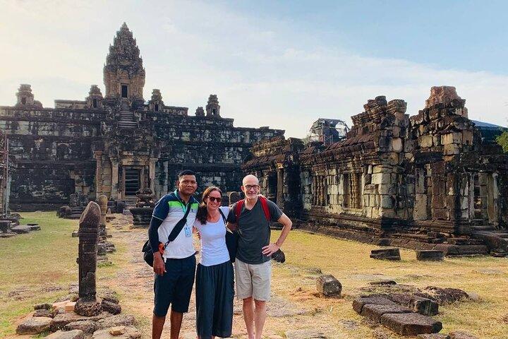 1 Day Private Tour Bakong Temples & Floating Village
