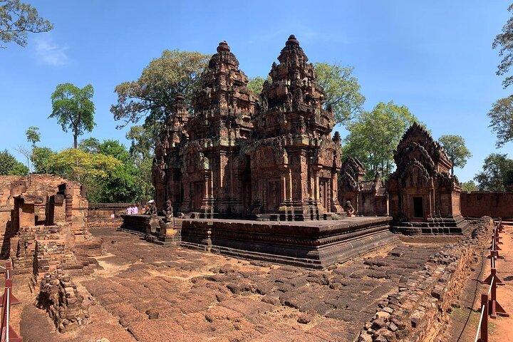 1 Day Private Tour Siem Reap and Banteay Srei