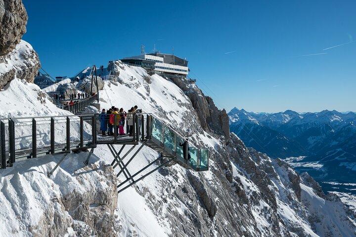 Dachstein Glacier Day Tour: Suspension Bridge & Alps from Vienna