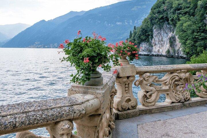 Private boat tour with visit to Villa del Balbianello