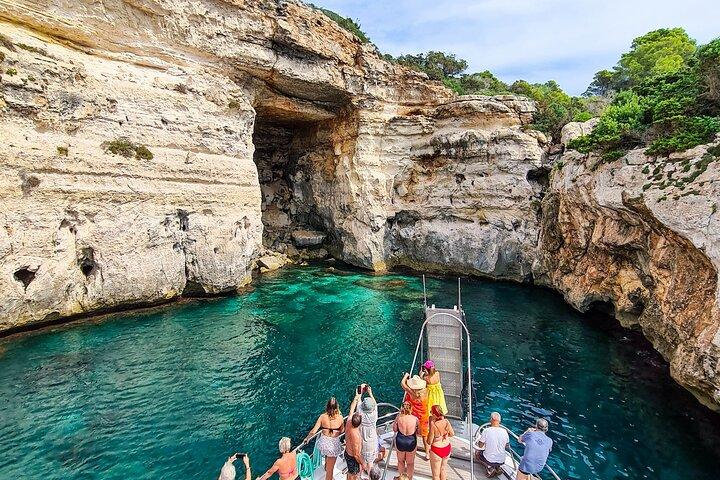 Full day boat tour transfers & lunch included