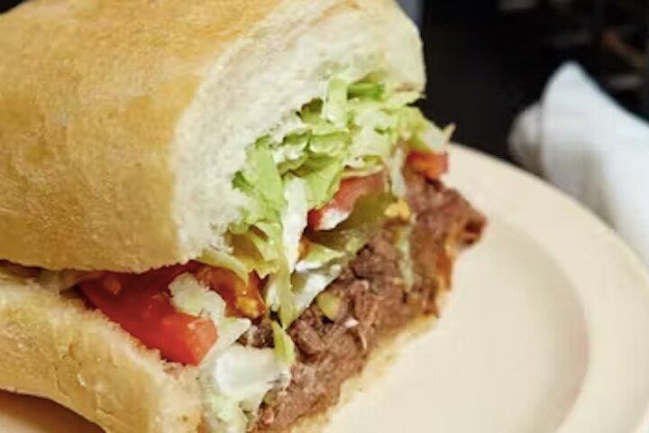 Food Tour of New Orleans Garden District: Group of Nine or Less