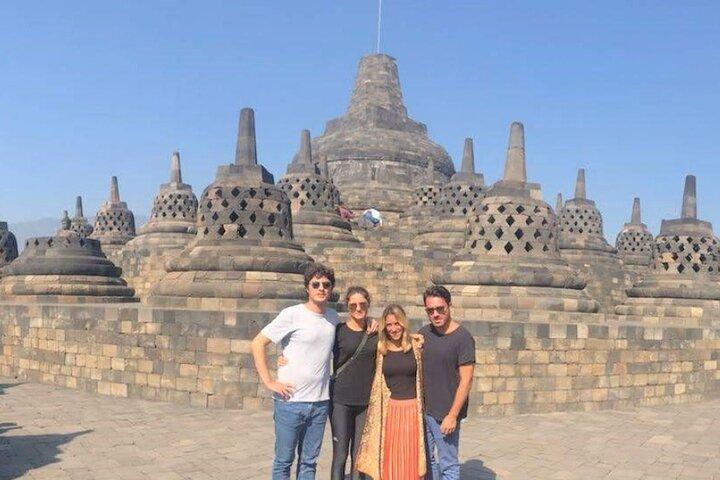 From Yogyakarta: Borobudur and Prambanan Temples in 1 Day