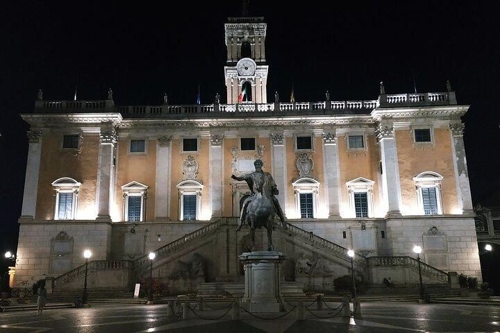 Rome by Night: 2hr Guided Walking Tour