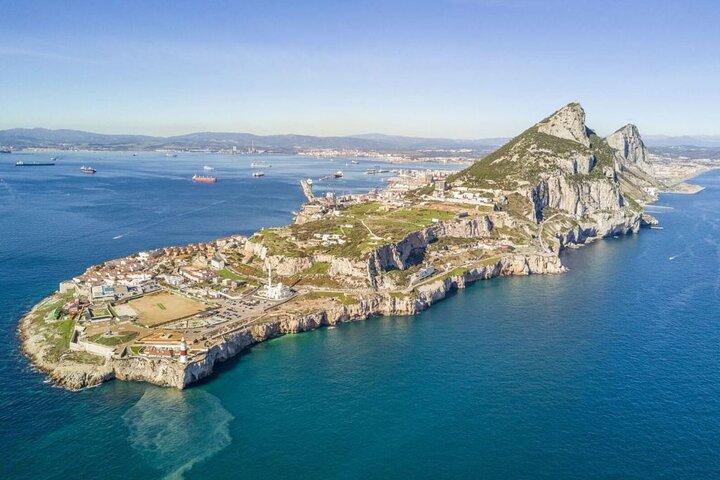 Gibraltar DayTrip from Seville: Rock Tour, St. Michael & Monkeys