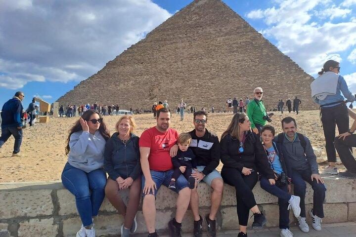 Full-Day Tour Giza Pyramids, Sphinx, Memphis, and Saqqara